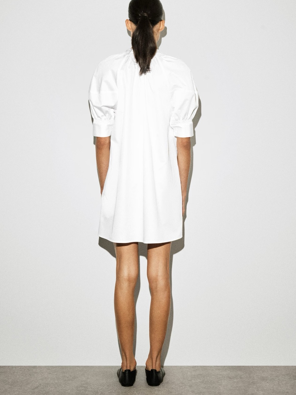 NWT (size 8) COS SMOCKED PUFF-SLEEVE SHIRT DRESS - Picture 3 of 5